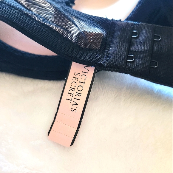 New Victoria's Secret Black Lace Bra - Picture 4 of 4